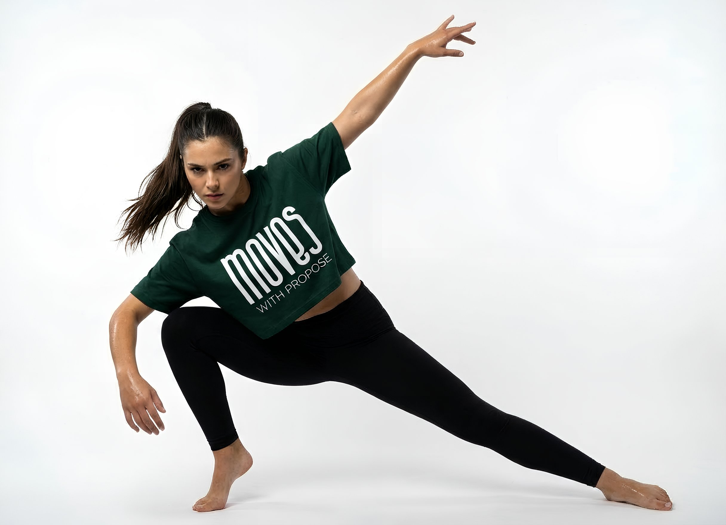 CROPTOP Estampado "Moves with energy"