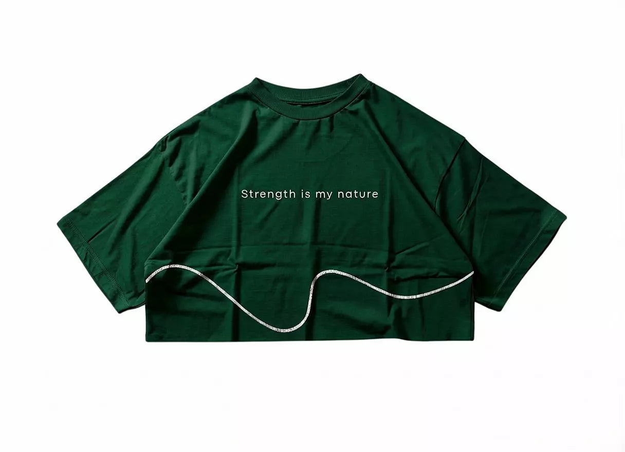 CROPTOP OVERSIZE Estampado "Strength is my nature"